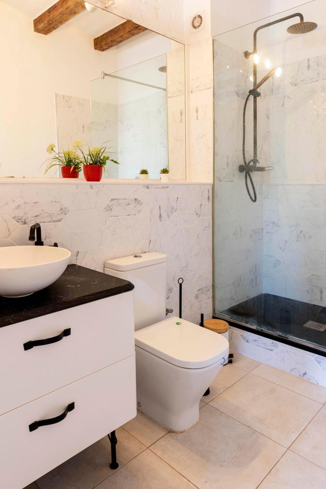 Enchanting 2 Bedroom Flat With Terrace Near Placa Espanya Barcelona Eksteriør bilde